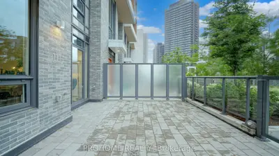 27 Mcmahon Drive 111, Toronto, On M2k 0j2