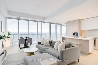 Condo Apartment in Toronto