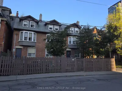 66-66a-68 Pembroke Street, Toronto, On M5a 2n8