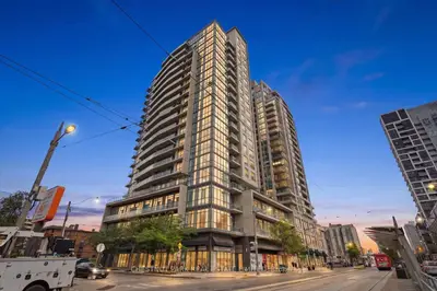 Condo Apartment in Toronto