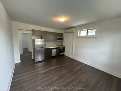 34 Heydon Park Road 5, Toronto, On M6j 2c8