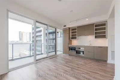 Condo Apartment in Toronto