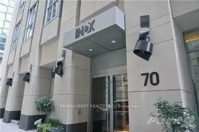 Condo Apartment in Toronto