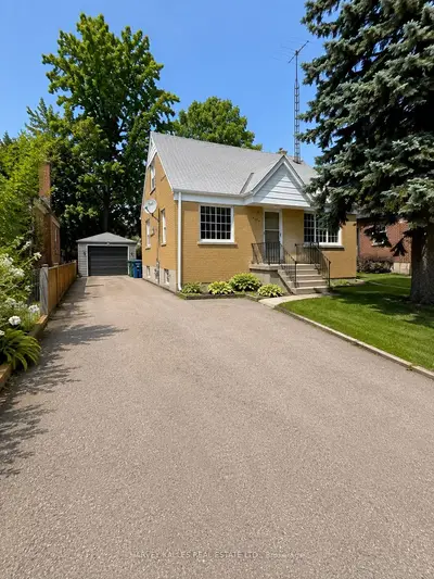Detached in Toronto