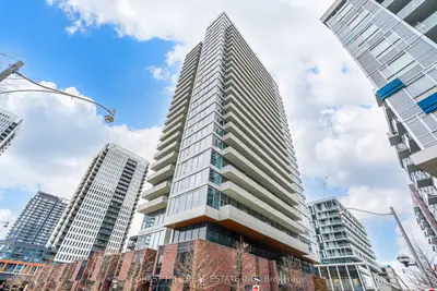 Condo Apartment in Toronto