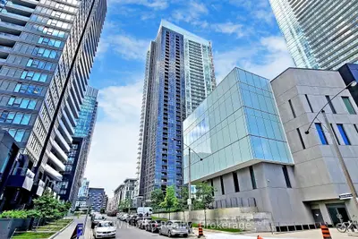 Condo Apartment in Toronto