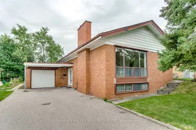 Detached in Toronto
