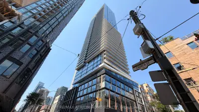 89 Church Street 4705, Toronto, On M5c 2g3