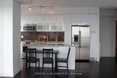 Condo Apartment in Toronto