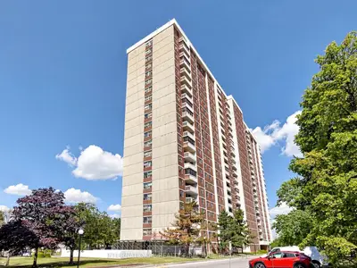 Condo Apartment in Toronto