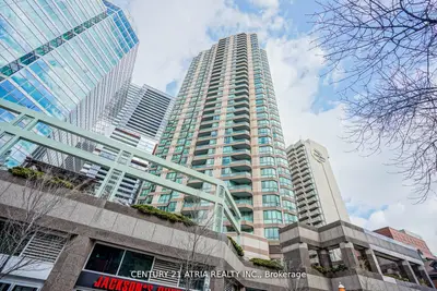 Condo Apartment in Toronto