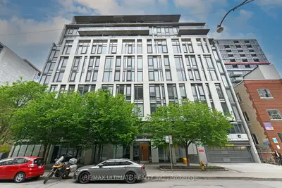 Condo Apartment in Toronto