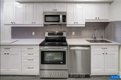 892 Palmerston Avenue Bxmt, Toronto, On M6g 2s2