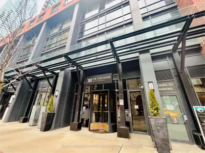 Condo Apartment in Toronto