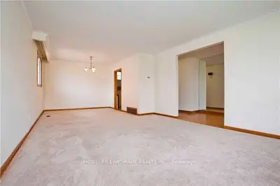 155 Pleasant View Drive, Toronto, On M2j 3r3
