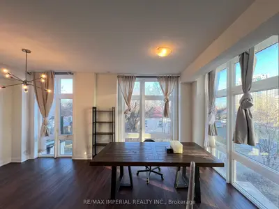 Condo Townhouse in Toronto
