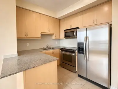 18 Holmes Avenue 1102, Toronto, On M2n 0e1