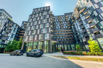 30 Tretti Way 423, Toronto, On M3h 0e3