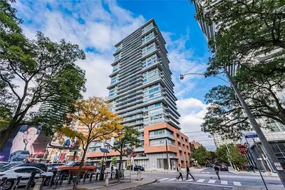 Condo Apartment in Toronto