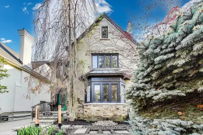 202 Forest Hill Road, Toronto, On M5p 2n4