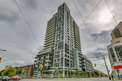 Condo Apartment in Toronto