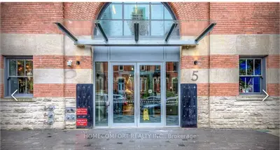 Condo Apartment in Toronto