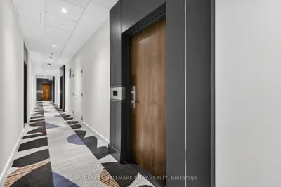 701 Sheppard Avenue W 108, Toronto, On M3h 2s7