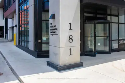 181 Sterling Road 315, Toronto, On M6r 2b2