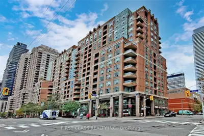 Condo Apartment in Toronto