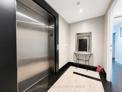 38 Dan Leckie Way 3101, Toronto, On M5v 2v6