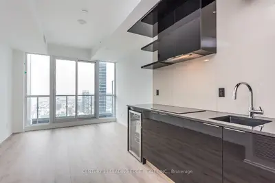 70 Temperance Street 4404, Toronto, On M5h 0b1