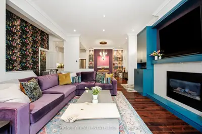 Condo Townhouse in Toronto