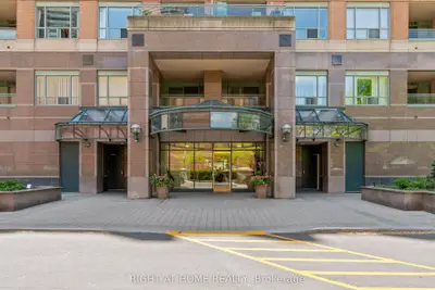 Common Element Condo in Toronto