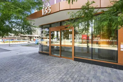 155 Merchants Wharf 304, Toronto, On M5a 0y4