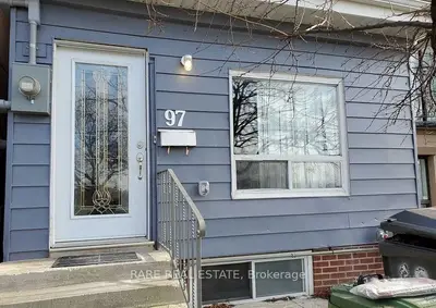 Duplex in Toronto