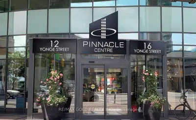 16 Yonge Street 1808, Toronto, On M5e 2a1