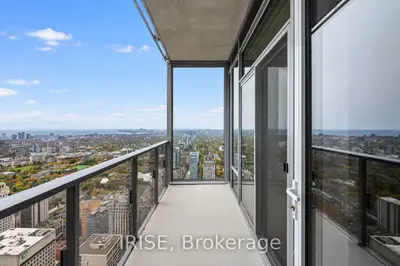 11 Yorkville Avenue 5909, Toronto, On M4w 0b7