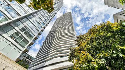 2221 Yonge Street 506, Toronto, On M4s 0b8