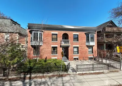 34 Winchester Street, Toronto, On M4x 1a7