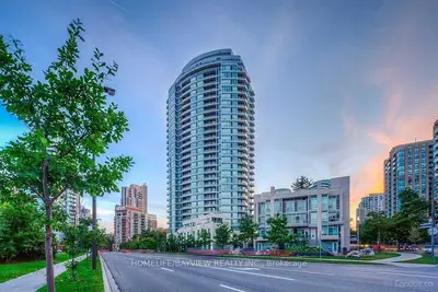 Condo Apartment in Toronto