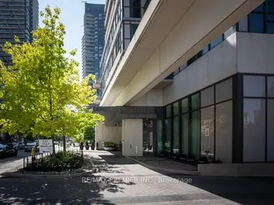 70 Roehampton Avenue 2315, Toronto, On M4p 1r2