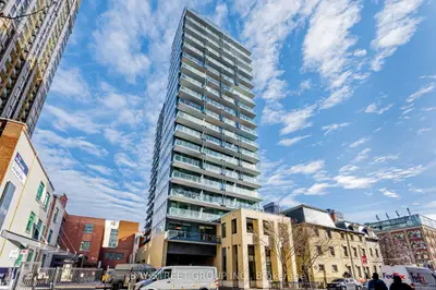 Condo Apartment in Toronto