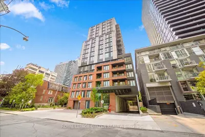 Condo Apartment in Toronto