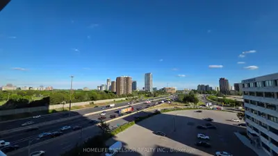 Condo Apartment in Toronto