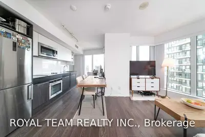 Condo Apartment in Toronto