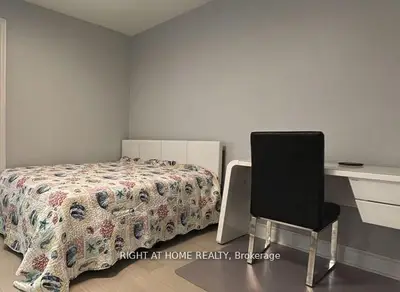 14 Ptarmigan,  Lower, Unit#2 Crescent, Toronto, On M3a 1w3