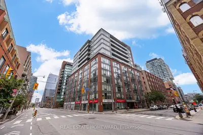 Condo Apartment in Toronto