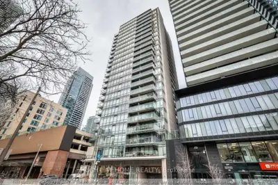 Condo Apartment in Toronto