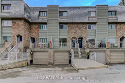 70 Dutch Myrtle Way, Toronto, On M3b 3k8