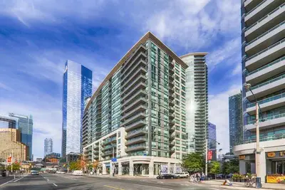 Condo Apartment in Toronto